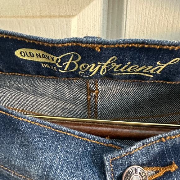 Old Navy Distressed Jean Shorts - Picture 2 of 3